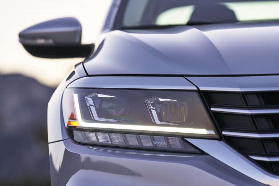 Детали экстерьера Volkswagen Passat (NMS) 2019 года  (NA) (фото 18 из 40)